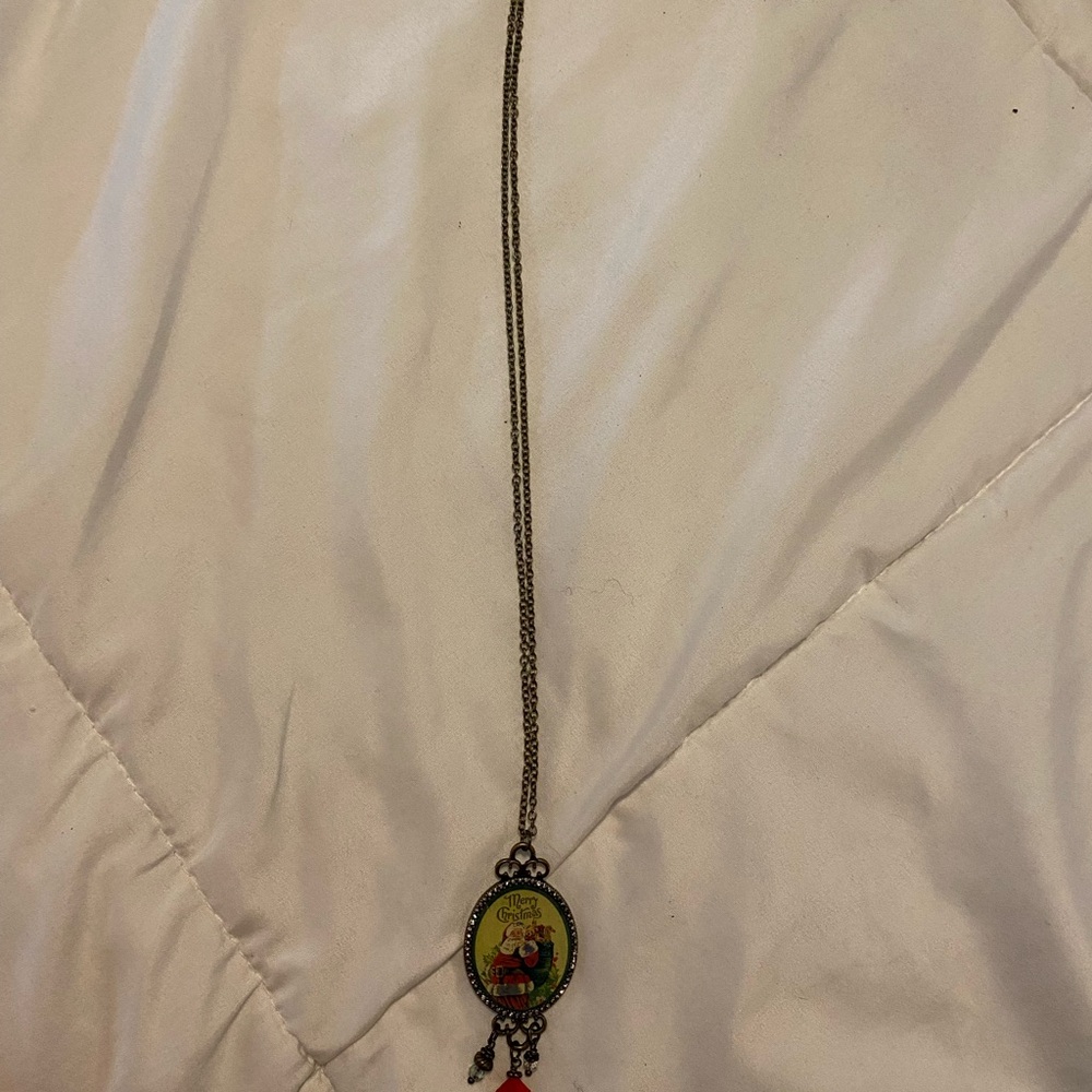 Vintage Pendant Necklace with Colorful Design
